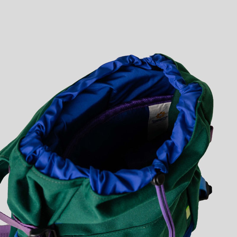 SUGACOAT STUDIOS - Youth Rucksack Medium Green