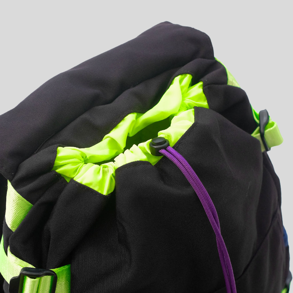 SUGACOAT STUDIOS - Youth Rucksack Large Black Blue