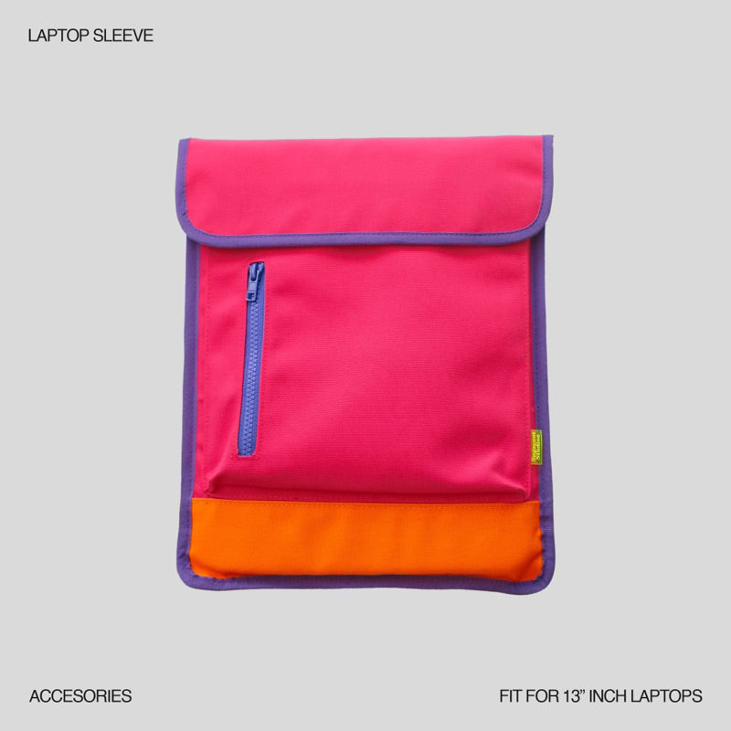 SUGACOAT STUDIOS - Comfy Laptop Sleeve in Magenta (13")